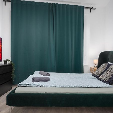 New Tranquil Apartments With Free Parking Budapest Exteriör bild